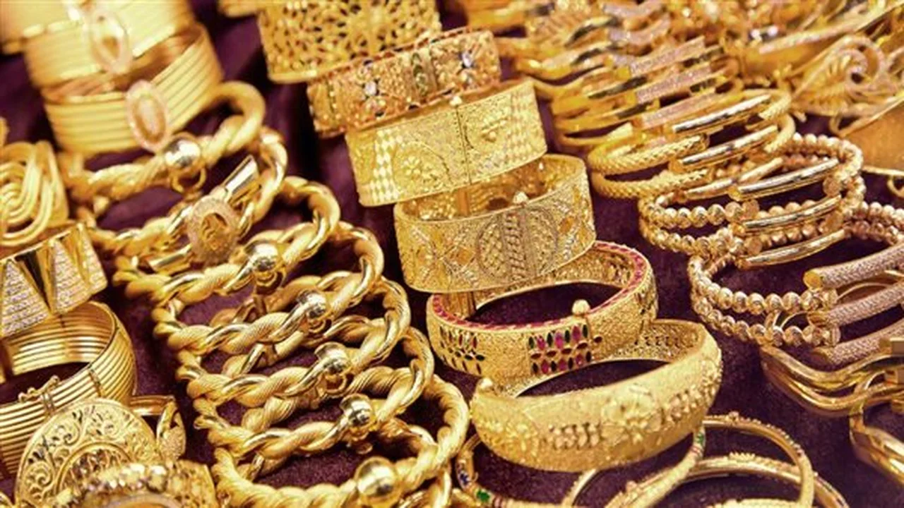 هبوط مفاجئ.. سعر جنيه الذهب يسجل تراجعاً جديداً في تعاملات الأحد بمصر
